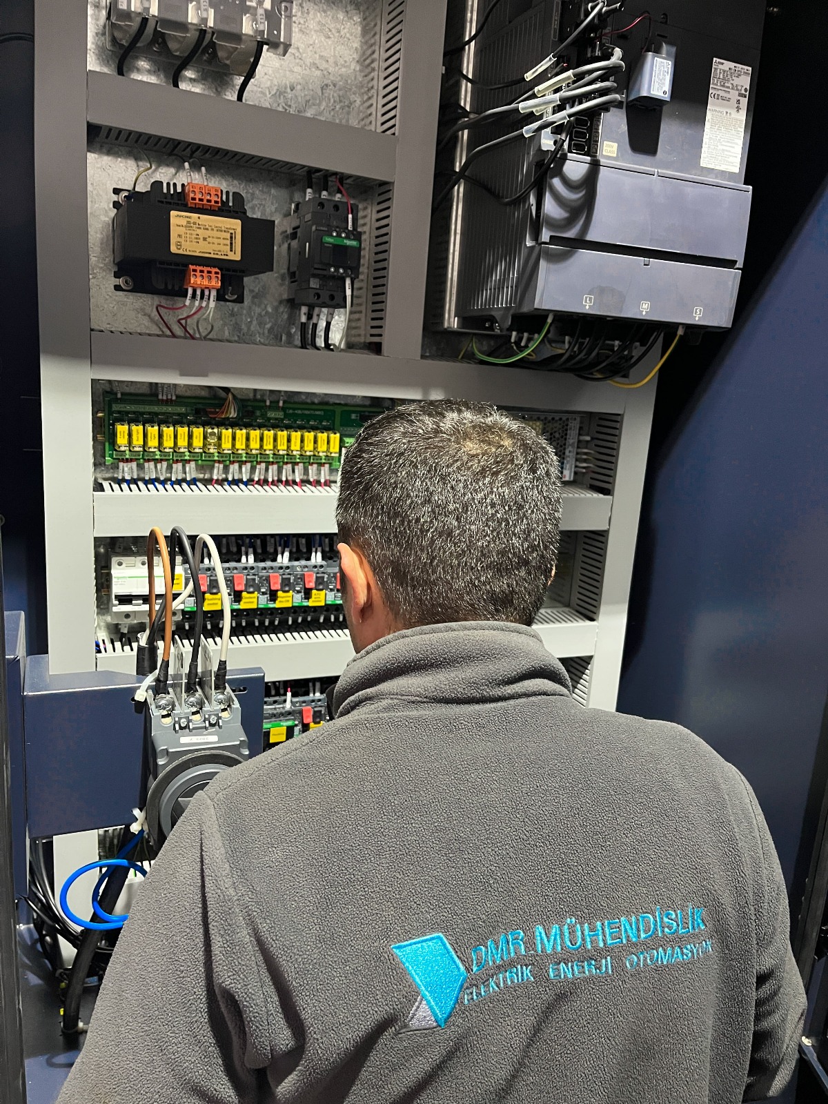 WhatsApp Image 2025-12-15 at 18.11.14